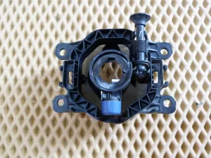 Фара противотуманная Renault Clio IV 2012-2019;Duster 2012>;Fluence 2010-2017;Kangoo 2008-2021;Koleos (HY) 2008-2016;Logan II 2014>;Megane III 2009-2016;Megane IV 2016>;Sandero 2014>;Scenic III 2009-2015;Scenic IV 2016>;Twingo 2014> (261500097R) — фото 2