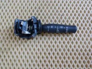 Переключатель стеклоочистителей Renault Megane II 2002-2009 — фото 1