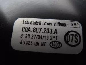 Пыльник переднего бампера Audi Q5 [80A] 2017> (80A807233A) — фото 16