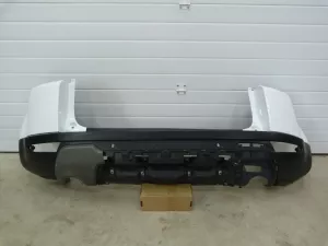 Бампер задний Land Rover Range Rover Evoque 2011-2018 (5 ДВЕРЕЙ LR026337 BJ3217927A BJ3217926A BJ325K261AB) — фото 1