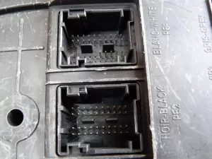 Блок предохранителей RENAULT MEGANE II 2003-2009 (8200780018A) — фото 5