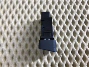 Кнопка противотуманки Hyundai Tucson 2004-2010 (ПЕРЕДНЯЯ 937402E001) — фото 2