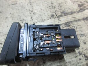 Кнопка противотуманки Hyundai Tucson 2004-2010 (ПЕРЕДНЯЯ) — фото 2