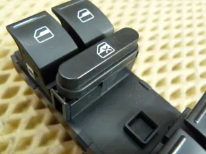 Блок управления стеклоподъемниками VW Passat [B6] 2005-2010 — фото 4