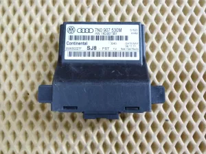 Блок электронный Skoda Octavia (A5 1Z-) 2004-2013 (ДИАГНОСТИЧЕСКИЙ ИНТЕРФЕЙС ШИН ДАННЫХ 7N0907530M) — фото 1