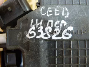 Замок двери передней левой Kia Ceed 2012-2018 (6 КОНТАКТОВ 81310A2100) — фото 10