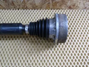 Полуось передняя правая Skoda Octavia (A5 1Z-) 2004-2013 (ГНУТЫЙ!!! ЦЕЛИКОМ НА ЗАПЧАСТИ!!! 1K0407272NN) — фото 3