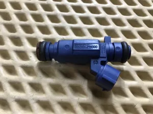 Форсунка топливная Hyundai Coupe (GK) 2002-2009 Hyundai Elantra 2000-2010 Hyundai Elantra 2006-2011 Hyundai Elantra 2011-2016 Hyundai Elantra 2016-2020 Hyundai i20 2008-2014 Hyundai i30 2007-2012 Hyundai i30 2012-2017 Hyundai ix20 2010-2019 Hyundai Solaris 2010-2017 Kia Carens 2006-2012 Kia Ceed 2007-2012 Kia Ceed 2012-2018 Kia Cerato 2004-2008 Kia Cerato 2009-2013 Kia Cerato 2013-2020 Kia RIO 2011-2017 Kia Soul 2009-2014 Kia Venga 2010-2018 (КОМПЛЕКТ 353102B000) — фото 6