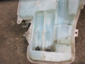 Бачок омывателя лобового стекла BMW 1-серия E87/E81 2004-2011 (61677068996) — фото 3
