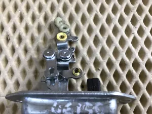 Замок багажника Chevrolet Spark 2010-2015,Aveo (T200) 2003-2008,Spark 2005-2010,Aveo (T250) 2005-2011 (ХЕТЧБЭК 96540941) — фото 3