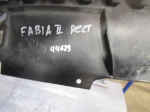 Решетка радиатора Skoda Fabia 2007-2015,Roomster 2006-2015 (ПОСЛЕ 2010 ГОДА ПОД ХРОМ 5J0853668C) — фото 9