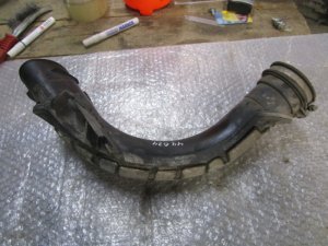 Патрубок воздушного фильтра Ford Mondeo IV 2007-2015,Galaxy 2006-2015,S-MAX 2006-2015 (1835750) — фото 1