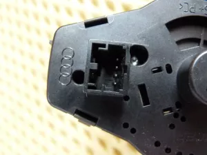 Переключатель света фар Audi A4 [B8] 2007-2015 Audi A4 [B8] Allroad 2009-2015 Audi A5/S5 [8F] Cabrio 2010-2016 Audi A5/S5 [8T] Coupe/Sportback 2007-2016 Audi Q5 [8R] 2008-2017 (8K0941531AA) — фото 5