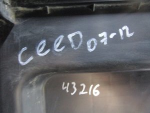 Корпус воздушного фильтра Kia Ceed 2007-2012 (281102H000) — фото 6