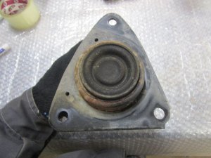 Опора двигателя правая Kia Ceed 2007-2012,Elantra 2006-2011,i30 2007-2012,Cerato 2009-2013 (218100Q000) — фото 3
