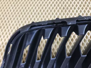 Решетка радиатора Skoda Fabia 2007-2015,Roomster 2006-2015 (ПОСЛЕ 2010 ГОДА ПОД ХРОМ 5J0853668C) — фото 19