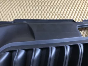 Решетка радиатора Skoda Fabia 2007-2015,Roomster 2006-2015 (ПОСЛЕ 2010 ГОДА ПОД ХРОМ 5J0853668C) — фото 3