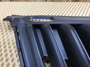 Решетка радиатора Skoda Fabia 2007-2015,Roomster 2006-2015 (ПОСЛЕ 2010 ГОДА ПОД ХРОМ 5J0853668C) — фото 8