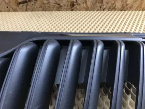 Решетка радиатора Skoda Fabia 2007-2015,Roomster 2006-2015 (ПОСЛЕ 2010 ГОДА ПОД ХРОМ 5J0853668C) — фото 14