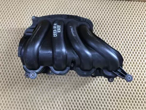 Коллектор впускной Kia Ceed 2007-2012,Cerato 2004-2008,Elantra 2006-2011,i30 2007-2012,Cerato 2009-2013,Carens 2006-2012 (283112B000) — фото 2