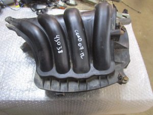 Коллектор впускной Kia Ceed 2007-2012,Cerato 2004-2008,Elantra 2006-2011,i30 2007-2012,Cerato 2009-2013,Carens 2006-2012 (283112B000) — фото 1