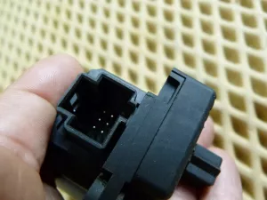 Моторчик заслонки отопителя Ford C-MAX 2003-2010,Focus II 2005-2008,Fusion 2002-2012,Fiesta 2001-2008,Galaxy 2006-2015,S-MAX 2006-2015,Mondeo IV 2007-2015,Focus II 2008-2011,Kuga 2008-2012,Fiesta 2008>,Focus III 2011> (3M5H19E616AB) — фото 4