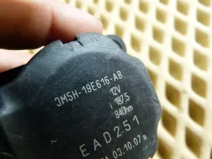 Моторчик заслонки отопителя Ford C-MAX 2003-2010,Focus II 2005-2008,Fusion 2002-2012,Fiesta 2001-2008,Galaxy 2006-2015,S-MAX 2006-2015,Mondeo IV 2007-2015,Focus II 2008-2011,Kuga 2008-2012,Fiesta 2008>,Focus III 2011> (3M5H19E616AB) — фото 5