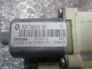 Моторчик стеклоподъемника задний правый Renault Megane III 2009-2016,Fluence 2010-2017 (827300013R) — фото 3