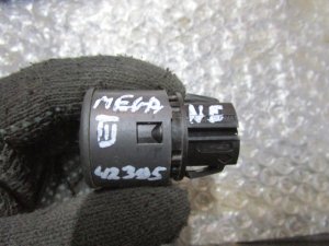 Кнопка запуска двигателя Renault Megane III 2009-2016,Scenic II 2003-2009,Laguna III 2008-2015,Fluence 2010-2017,Scenic III 2009-2015,Latitude 2010-2015,Clio IV 2012>,Kaptur 2016>,Kadjar 2015> (251506978R) — фото 3