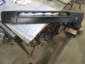 Накладка переднего бампера центральная Citroen Xsara Picasso 1999-2010 (9650211877) — фото 1