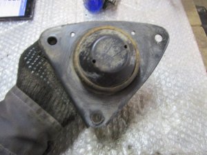 Опора двигателя правая Kia Ceed 2007-2012,Elantra 2006-2011,i30 2007-2012,Cerato 2009-2013 (218100Q000) — фото 1