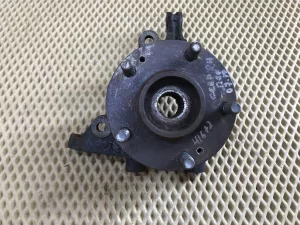 Кулак поворотный передний правый Kia Ceed 2007-2012,Elantra 2006-2011,i30 2007-2012 (ДО 2010 ГОДА 517162H100) — фото 1