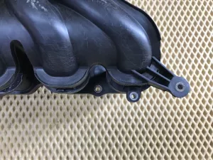 Коллектор впускной Kia Ceed 2007-2012,Cerato 2004-2008,Elantra 2006-2011,i30 2007-2012,Cerato 2009-2013,Carens 2006-2012 (283112B300) — фото 3