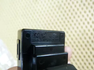 Кнопка стеклоподъемника Kia Ceed 2007-2012 (935751H100EQ) — фото 4