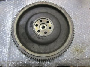 Маховик Kia Ceed 2007-2012,Cerato 2004-2008,Elantra 2006-2011,i30 2007-2012,Soul 2009-2014,i20 2008-2014,Cerato 2009-2013,Carens 2006-2012,Solaris 2010-2017,Elantra 2011-2016,RIO 2011-2017,Venga 2010>,ix20 2010> (МКПП 232002B000) — фото 2