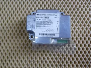 Блок управления AIR BAG Kia Ceed 2007-2012 (959101H000) — фото 1