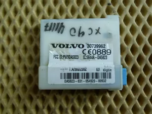 Блок электронный Volvo XC90 2002-2015,XC70 Cross Country 2000-2006,S80 1998-2006,S60 2000-2009,S40 2004-2012,V50 2004-2012 (ШТАТНОЙ СИГНАЛИЗАЦИИ 30739962) — фото 1