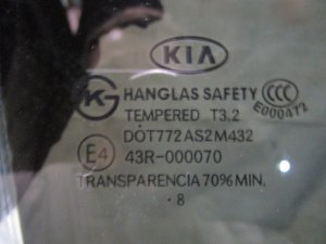 Стекло двери задней правой (форточка) Kia Magentis 2005-2010 (834272G000) — фото 3