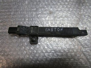 Антенна VW Touareg 2002-2010,Allroad quattro 2000-2005,A6 [C5] 1997-2004,A8 [4D] 1999-2002,Phaeton 2002-2016 (ДАТЧИКА ДАВЛЕНИЯ В ШИНАХ 4D0907277) — фото 1