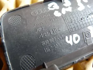 Заглушка буксировочного крюка Audi Q3 (8U) 2012-2018 (ЗАДНЯЯ ЛЕВАЯ 8U0807441) — фото 3
