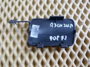 Заглушка буксировочного крюка Audi Q3 (8U) 2012-2018 (ЗАДНЯЯ ЛЕВАЯ 8U0807441) — фото 2