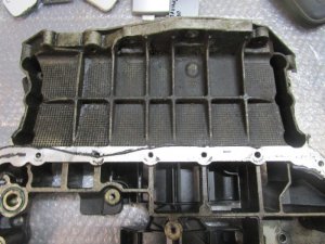 Поддон масляный двигателя Audi A6 [C6,4F] 2004-2011,A8 [4E] 2003-2010,A4 [B7] 2005-2007,Allroad quattro 2006-2012 (ВЕРХНЯЯ ЧАСТЬ 06E103603Q) — фото 6