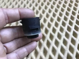 Датчик парковки Audi A3 [8V] 2013-2020 Audi A5/S5 (F5) 2017> Audi A6 (C8,4K) 2018> Audi A7 (4K8) 2018> Audi Q2 (GA) 2017> Audi Q3 (F3B) 2018> Audi Q3 (F3N) Sportback 2019> Audi Q5 [FY] 2017> Audi Q7 [4M] 2015> Audi Q8 (4MN) 2018> Audi TT(8S) 2015> Porsche 911 (991) 2012-2019 Porsche Cayenne 2017> Porsche Macan 2013> Porsche Panamera 2016> Seat Leon (5F) 2013-2020 Skoda Karoq 2017> Skoda Octavia (A7) 2013-2020 Skoda Superb 2015-2023 VW Amarok 2010> VW Arteon 2017> VW Crafter 2016> VW Jetta 2011-2018 VW Polo (RUS) 2020-2022 VW Teramont 2017> VW Touareg 2018> VW Touran(5T) 2016> VW Transporter T6 2015-2024 (5Q0919275C) — фото 4