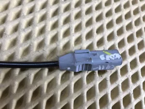 Датчик ABS задний Peugeot 308 I 2007-2015,C4 2005-2011,307 2001-2008,C4 II 2011>,DS4 2011-2015,408 2012> (454508) — фото 3