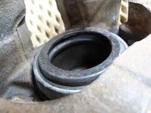 Суппорт тормозной передний правый Ford Focus II 2008-2011,Focus II 2005-2008,C-MAX 2003-2010,Mazda 5 (CR) 2005-2010,Mazda 3 (BK) 2002-2009,S40 2004-2012,V50 2004-2012,Kuga 2008-2012,Mazda 3 (BL) 2009-2013,Focus III 2011>,C-MAX 2010> (В СБОРЕ 1682875) — фото 10