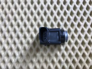 Датчик парковки Porsche Cayenne 2003-2010 Porsche Cayman (987) 2005-2012 Seat Altea 2004-2015 Seat Leon (1P1) 2005-2013 Seat Toledo III 2004-2009 Skoda Fabia 1999-2007 Skoda Octavia 1997-2000 Skoda Octavia (A4 1U-) 2000-2011 VW Golf IV/Bora 1997-2005 VW Golf IV/Bora 1997-2005 VW Golf Plus 2005-2014 VW Golf V 2003-2009 VW Jetta 2005-2011 VW Phaeton 2002-2016 VW Touareg 2002-2010 VW Touran 2003-2010 (1U0919275) — фото 3