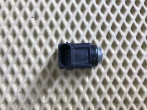 Датчик парковки Porsche Cayenne 2003-2010 Porsche Cayman (987) 2005-2012 Seat Altea 2004-2015 Seat Leon (1P1) 2005-2013 Seat Toledo III 2004-2009 Skoda Fabia 1999-2007 Skoda Octavia 1997-2000 Skoda Octavia (A4 1U-) 2000-2011 VW Golf IV/Bora 1997-2005 VW Golf IV/Bora 1997-2005 VW Golf Plus 2005-2014 VW Golf V 2003-2009 VW Jetta 2005-2011 VW Phaeton 2002-2016 VW Touareg 2002-2010 VW Touran 2003-2010 (1U0919275) — фото 3
