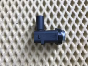 Датчик парковки Porsche Cayenne 2003-2010 Porsche Cayman (987) 2005-2012 Seat Altea 2004-2015 Seat Leon (1P1) 2005-2013 Seat Toledo III 2004-2009 Skoda Fabia 1999-2007 Skoda Octavia 1997-2000 Skoda Octavia (A4 1U-) 2000-2011 VW Golf IV/Bora 1997-2005 VW Golf IV/Bora 1997-2005 VW Golf Plus 2005-2014 VW Golf V 2003-2009 VW Jetta 2005-2011 VW Phaeton 2002-2016 VW Touareg 2002-2010 VW Touran 2003-2010 (1U0919275) — фото 2