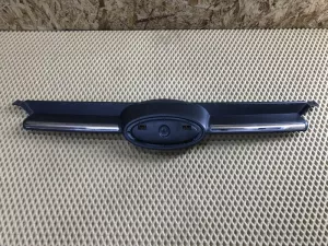 Решетка радиатора Ford Focus III 2011-2019 (ДО 2015 ГОДА BM51BA133B 1718747) — фото 1
