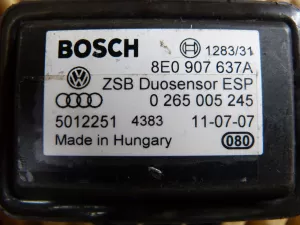 Датчик ускорения Audi A6 [C5] 1997-2004,A4 [B6] 2000-2004,A8 [4E] 2003-2010,Passat [B5] 2000-2005,Phaeton 2002-2016,Superb 2002-2008,Polo 2001-2009 (8E0907637A) — фото 3